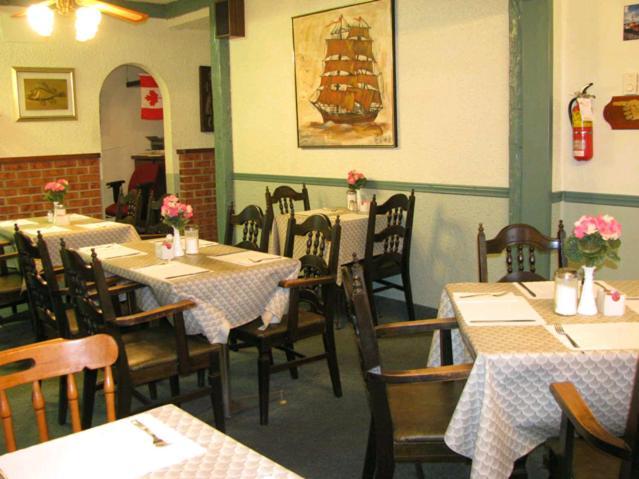 Meaford Inn ภายนอก รูปภาพ