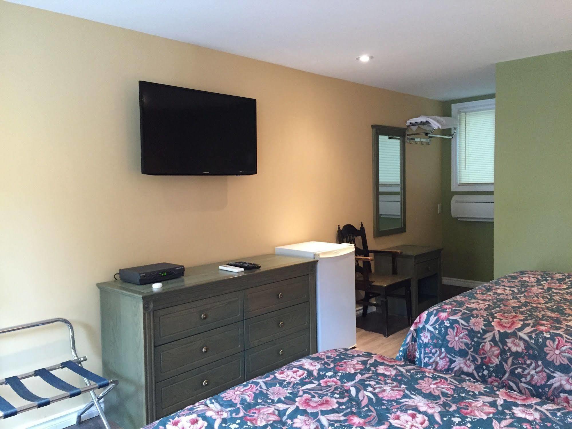 Meaford Inn ภายนอก รูปภาพ